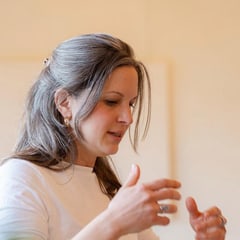 Dr. Sabrina Schmitz